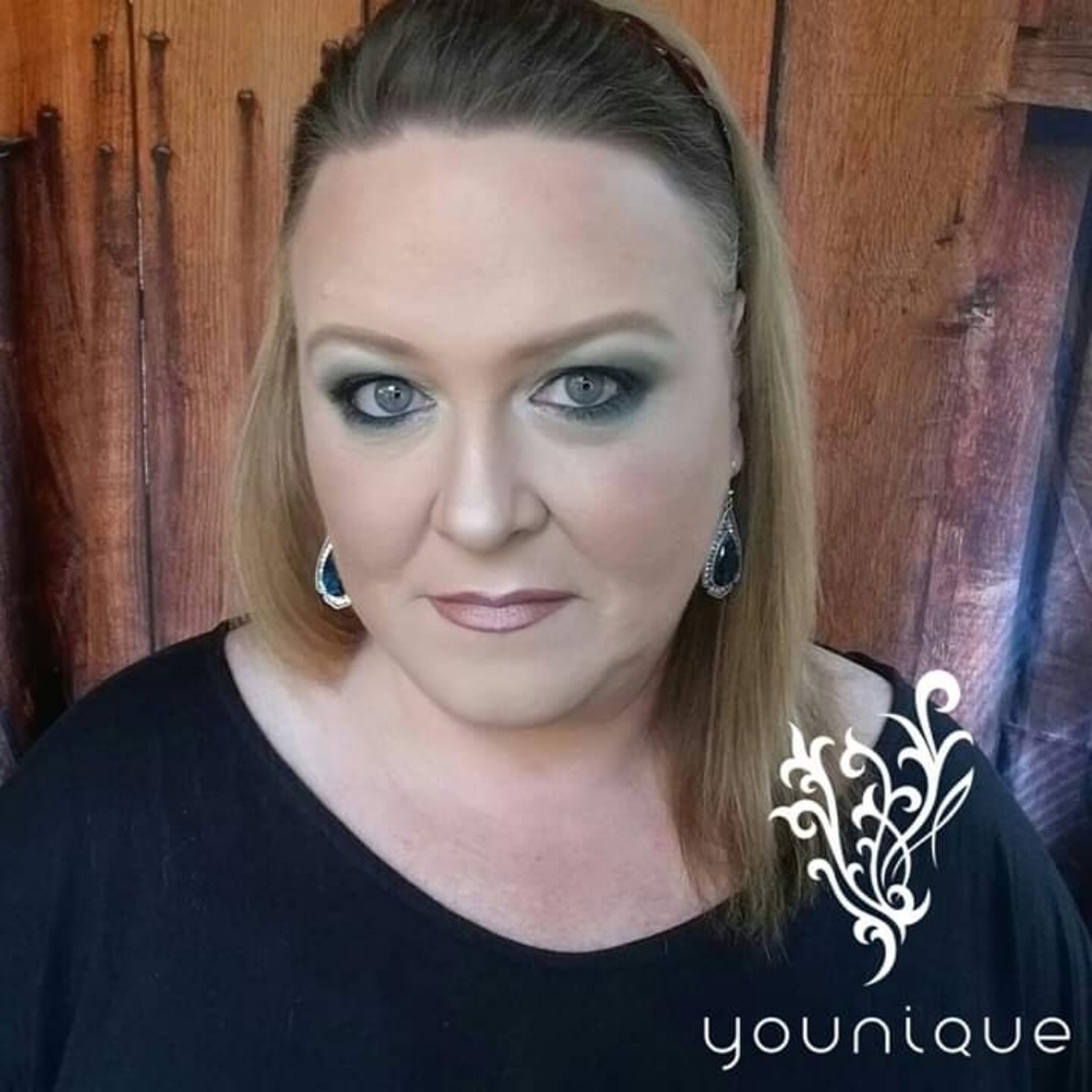 Meet your Posher, Tina